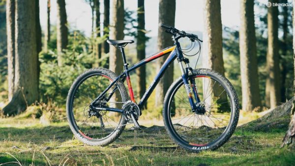 Saracen Tufftrax Comp Hydro Disc 29 Mountain Bike
