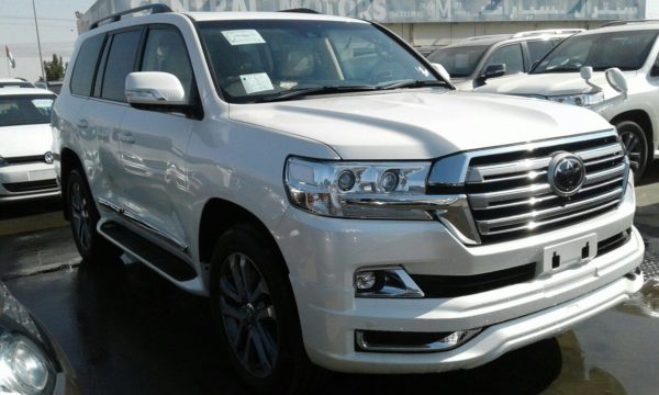 2016 Toyota Land Cruiser Ax-g