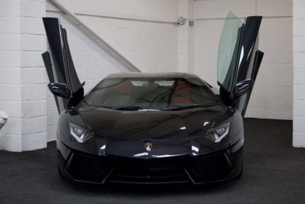 Lamborghini Aventador
